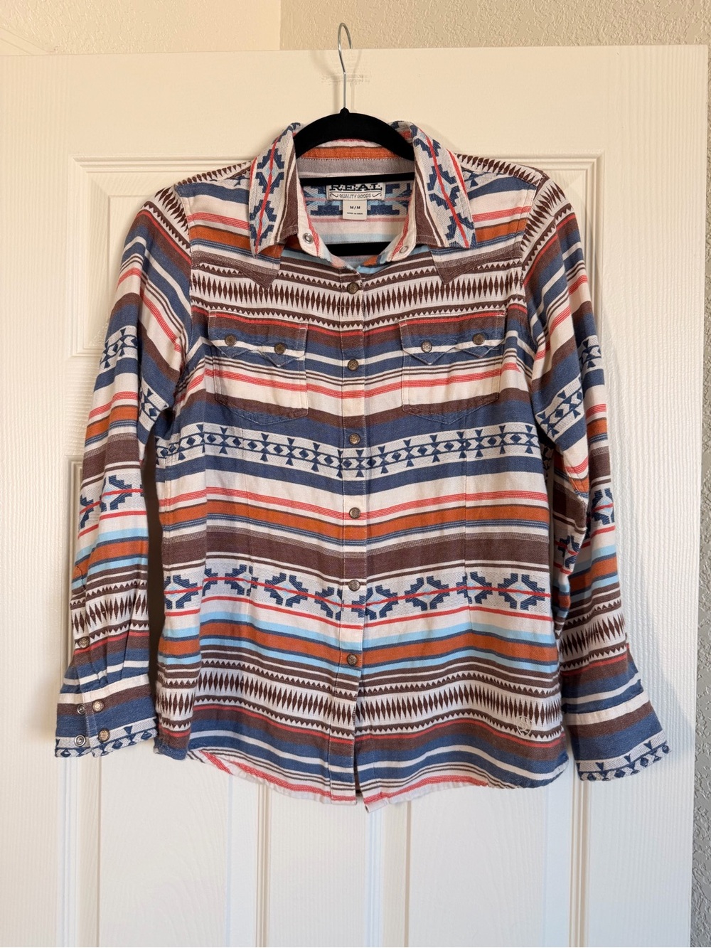Ariat Women’s Striped Southwestern Western Button-Up Shirt Size Medium Y2K Rodeo